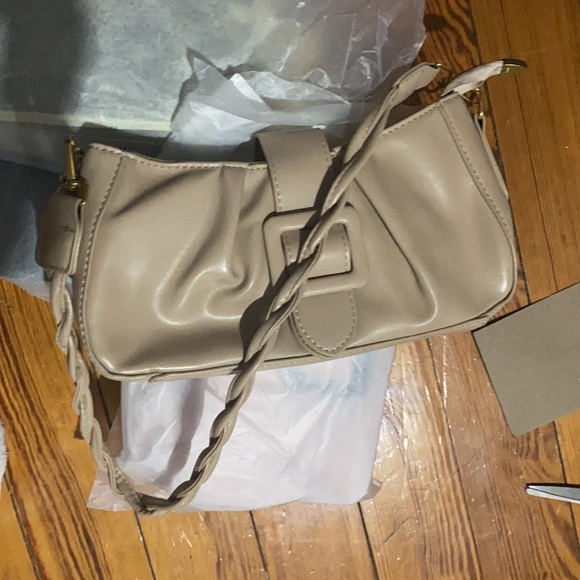 Purse - Picture 5 of 5